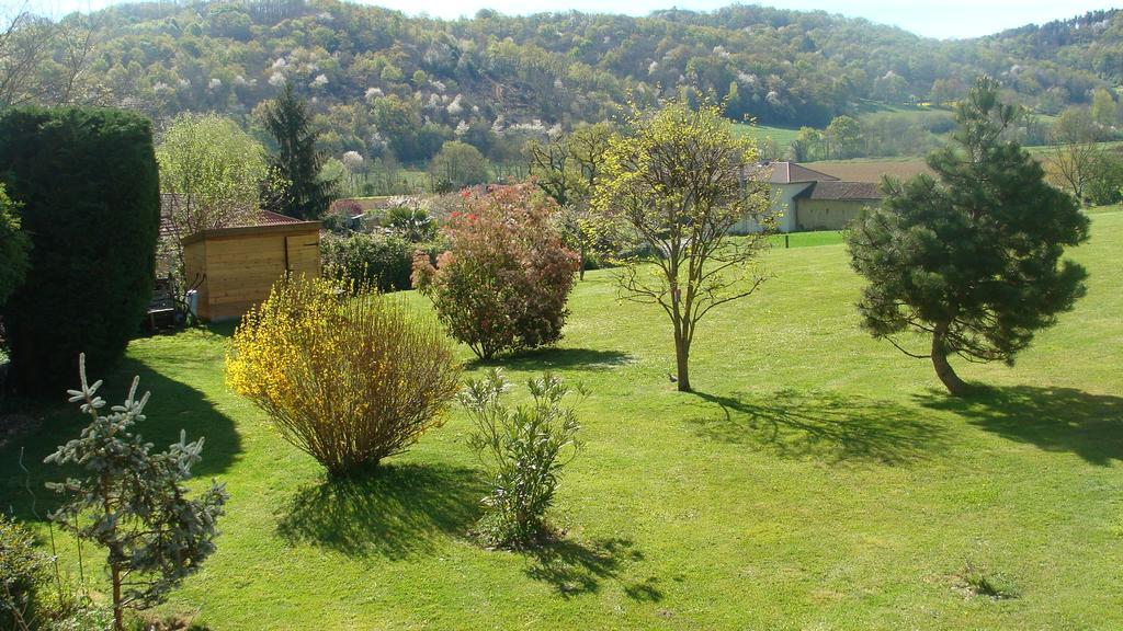 Gite Du Paradis Vieuzos المظهر الخارجي الصورة