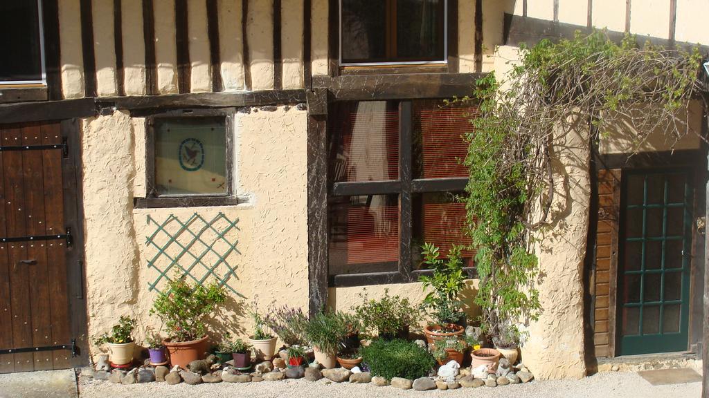 Gite Du Paradis Vieuzos المظهر الخارجي الصورة