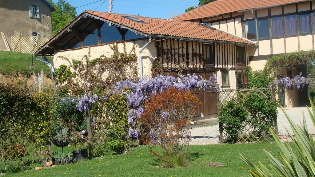 Gite Du Paradis Vieuzos المظهر الخارجي الصورة